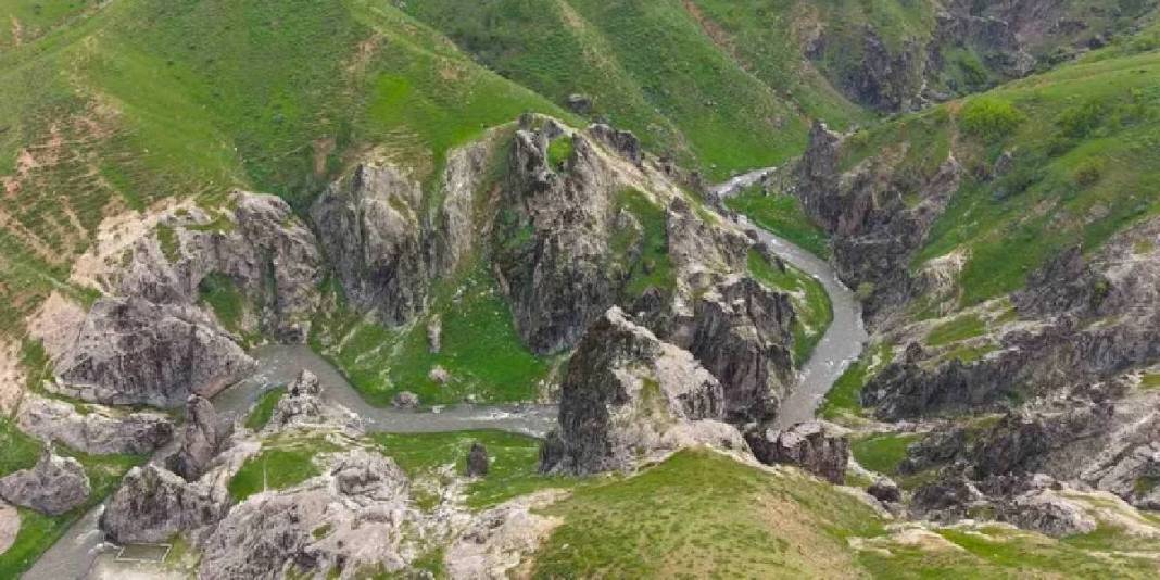 Burası Muş’un saklı cenneti! Kızılağaç Kanyonu keşfedilmeyi bekliyor 5